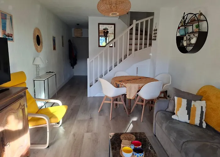 Casa vacanze Petit Mas Classé 3 étoiles, Vue Golf Et Proche Sainte-Maxime