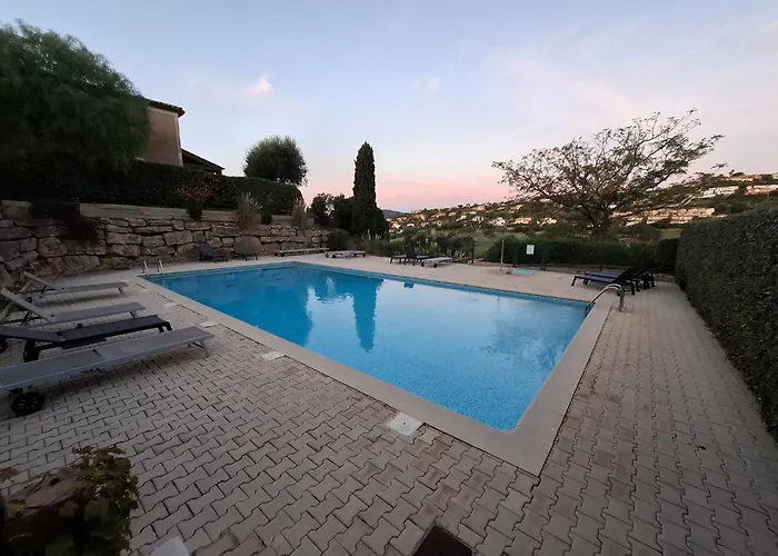 Semesterbostad Petit Mas Classe 3 Etoiles, Vue Golf Et Proche *